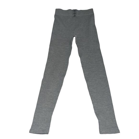 Fabletics Sz XS Gray Cable Knit 7/8 Legging - Picture 4 of 10